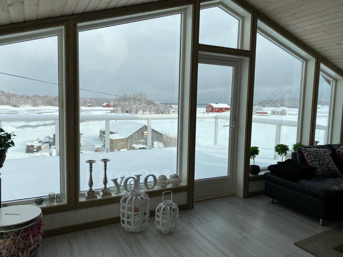 Villa In The Heart Of The Lyngen Alps, Holmen I Lyngen Lyngseidet Exterior foto